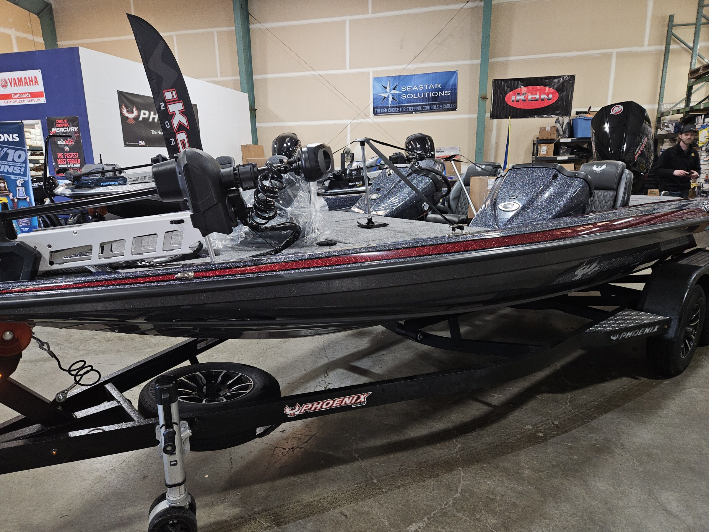 2026 PHOENIX 819 ZXL